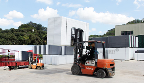 大通建材，工地圍擋，施工圍擋廠(chǎng)家，貨源穩(wěn)定，自由工廠(chǎng)生產(chǎn)銷(xiāo)售。